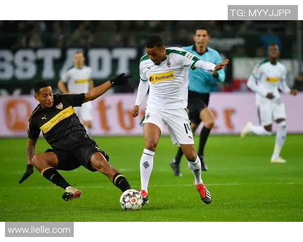 捷纳帽子戏法助法兰克福胜门兴格拉德巴赫